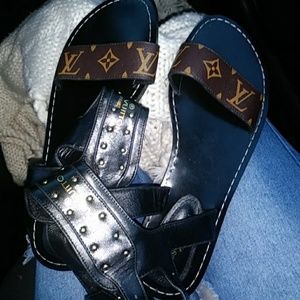 louis vuitton sandals